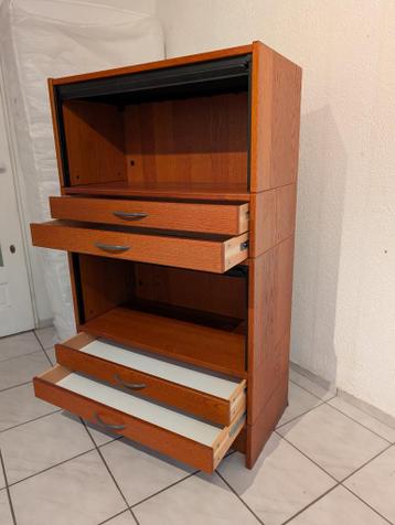 IKEA EFFECTIV Kast met rolluiken - afbeelding 3 IKEA EFFECTIV Kast met rolluiken - afbeelding 3