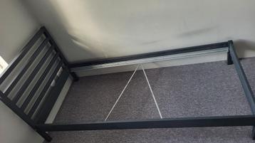 IKEA Tarva bedframe, nachtkastje & ladekast - afbeelding 19 IKEA Tarva bedframe, nachtkastje & ladekast - afbeelding 19