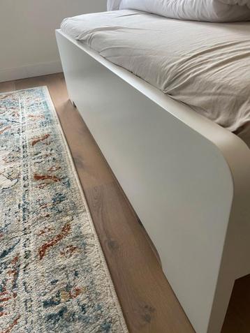 IKEA bed 160x200 - MALM achtig - afbeelding 3 IKEA bed 160x200 - MALM achtig - afbeelding 3