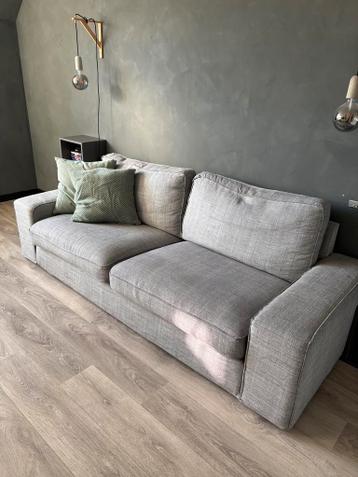 IKEA Kivik 3-zitsbank - Comfortabel en Stijlvol - afbeelding 1 IKEA Kivik 3-zitsbank - Comfortabel en Stijlvol - afbeelding 1