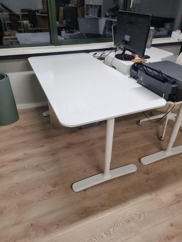 IKEA BEKANT bureau wit 160x80 - afbeelding 3 IKEA BEKANT bureau wit 160x80 - afbeelding 3