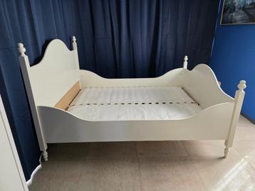 Ikea Kviby 2 persoonsbed 160x200 - afbeelding 7 Ikea Kviby 2 persoonsbed 160x200 - afbeelding 7