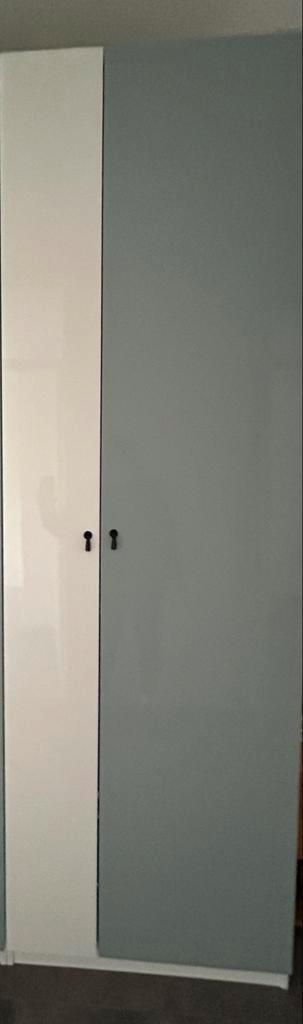Ikea Pax kledingkast 75cm x 236cm x 58cm - afbeelding 1 Ikea Pax kledingkast 75cm x 236cm x 58cm - afbeelding 1