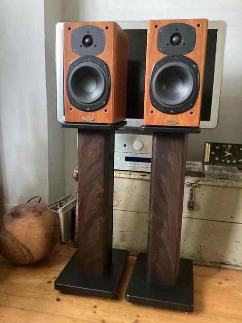 Tannoy Revolution 1- bookshelf speakers, Audio, Tv en Foto, Luidsprekers, Zo goed als nieuw, Front, Rear of Stereo speakers, 60 tot 120 watt