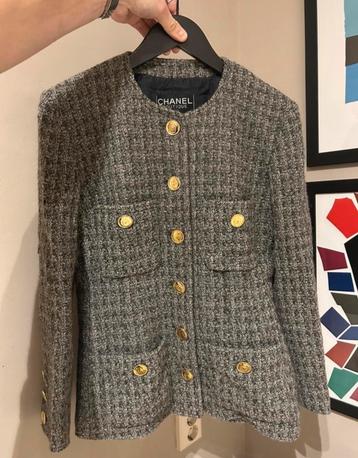 Chanel tweed blazer 