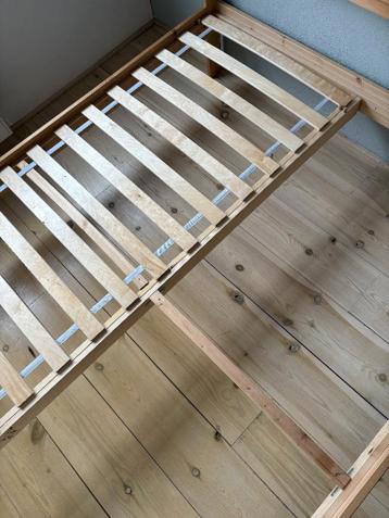 Ikea bedframe met lattenbodem - afbeelding 3 Ikea bedframe met lattenbodem - afbeelding 3