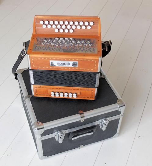 Hohner Galaad diatonische accordeon met stemming G/C, Muziek en Instrumenten, Accordeons, Gebruikt, Knopaccordeon, Hohner, Met koffer