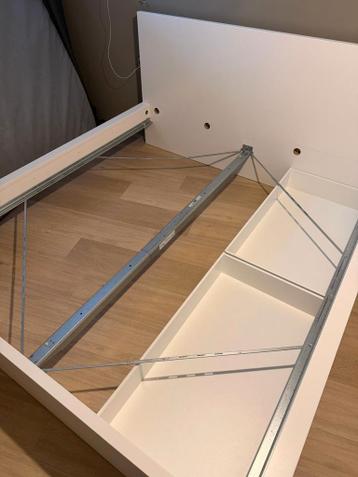 Ikea Malm wit bed 180x200 + opbergbakken - afbeelding 2 Ikea Malm wit bed 180x200 + opbergbakken - afbeelding 2