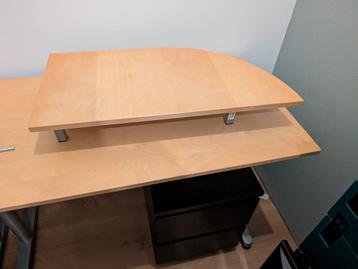 Ikea Galant Hoekbureau (160x120) + recht bureau (120x60) - afbeelding 3 Ikea Galant Hoekbureau (160x120) + recht bureau (120x60) - afbeelding 3