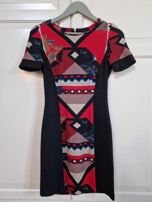 Etro jurk met grafische print XS zgan, Kleding | Dames, Jurken, Zo goed als nieuw, Maat 34 (XS) of kleiner, Zwart, Knielengte
