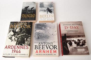 A. Beevor boeken Stalingrad Berlijn D-day Arnhem Ardennen