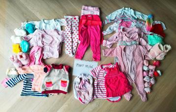 Gratis - pakket babykleding meisjes - maat 50/56