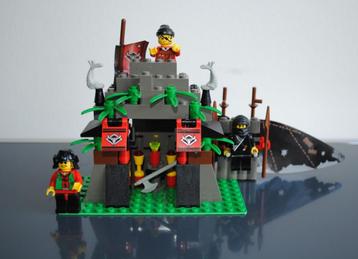 Lego set no. 6045 - Ninja Surprise