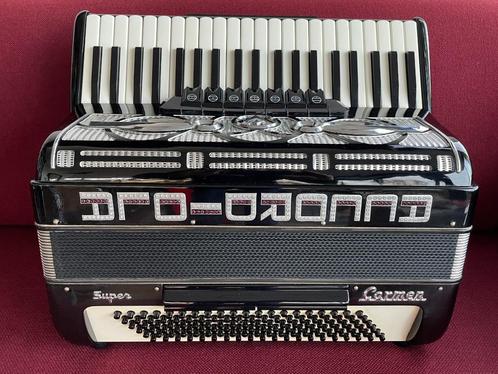 Italiaanse Accordiola Super Carmen accordeon . 4 korig ., Muziek en Instrumenten, Accordeons, Gebruikt, Toetsaccordeon, 120-bas