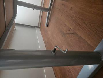 IKEA bureau galant 1.20m-0.80m - afbeelding 4 IKEA bureau galant 1.20m-0.80m - afbeelding 4