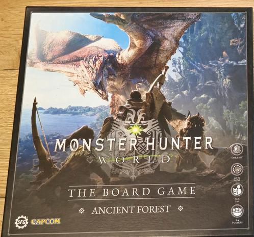 Monster Hunter World TBG Core Boxes + Expansions, Hobby en Vrije tijd, Gezelschapsspellen | Bordspellen, Zo goed als nieuw, Een of twee spelers