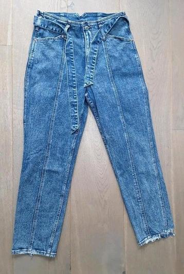 Te koop; Mooie H. Rise MOM jeans van ABERCROMBIE&FITCH MT;30