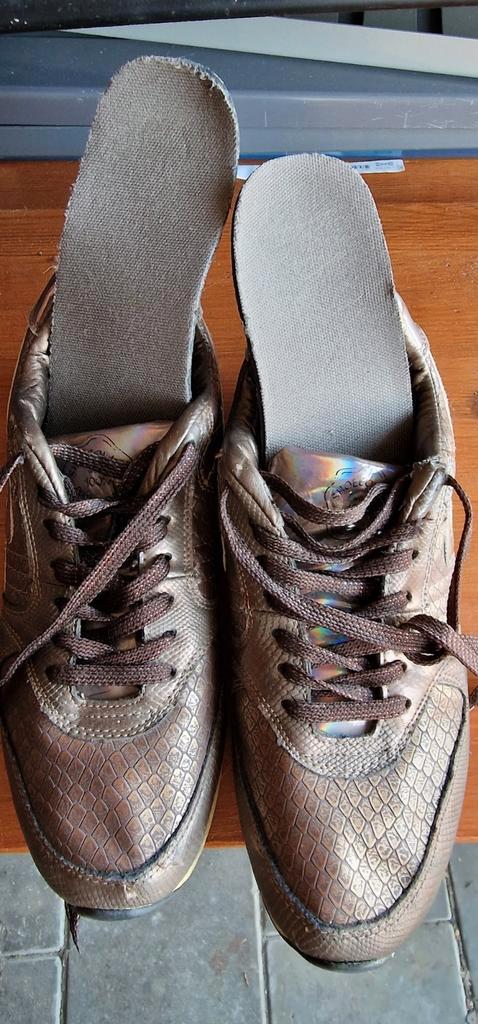 Hele mooie bruine sneakerschoenen te koop. Uitneembare zool, Kleding | Dames, Schoenen, Zo goed als nieuw, Bruin, Ophalen of Verzenden