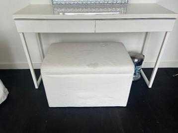 IKEA bank EKTORP 2 personen + IKEA poef - afbeelding 5 IKEA bank EKTORP 2 personen + IKEA poef - afbeelding 5