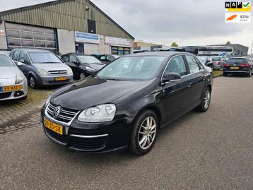 Volkswagen Jetta 1.4 TSI Comfortline Business NAV.+Clima Bj: