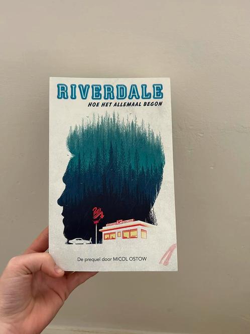 Riverdale boek (nederlands), Boeken, Thrillers, Zo goed als nieuw, Verzenden