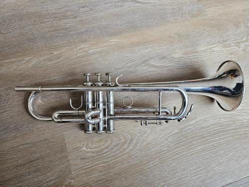 Trompet Holton STS-555S, Muziek en Instrumenten, Blaasinstrumenten | Overige, Gebruikt, Koperblazer, Met koffer of draagtas, Ophalen of Verzenden