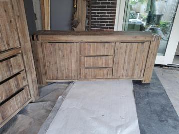 Dressoir Pronto meubelen (zie ook kast en tv meubel)