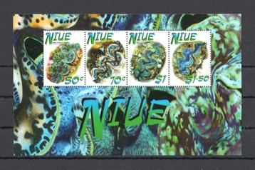 Postzegelblok v/d Kleine Doopvontschelp Niue 2002