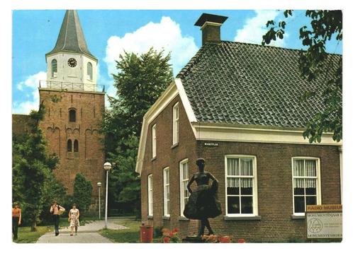 39691	Emmen	Marktplein	Nette oude kaart	Onbeschreven, Verzamelen, Ansichtkaarten | Nederland, Ongelopen, Drenthe, Ophalen of Verzenden
