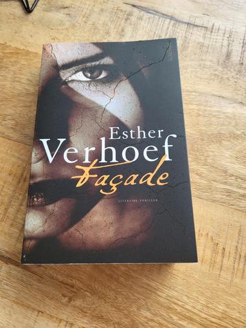 Esther Verhoef - Façade