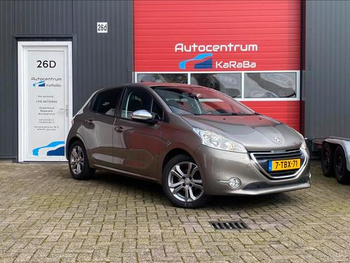 Peugeot 208 1.2 VTI 60KW/82PK 5-D 2014 Grijs RIJKLAAR, Auto's, Peugeot, Particulier, ABS, Airbags, Airconditioning, Bluetooth