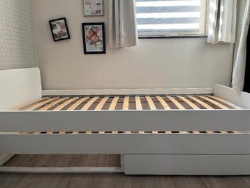 Ikea bedframe met onderbed en opberger, wit, 90x200 cm - afbeelding 4 Ikea bedframe met onderbed en opberger, wit, 90x200 cm - afbeelding 4