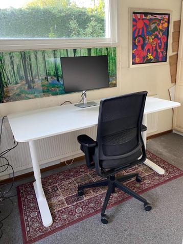 ZGAN IKEA Bureau BEKANT - 160 bij 80 cm - afbeelding 8 ZGAN IKEA Bureau BEKANT - 160 bij 80 cm - afbeelding 8