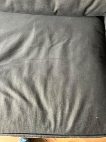 IKEA Ektorp 2-zitsbank met zwarte hoes - afbeelding 2 IKEA Ektorp 2-zitsbank met zwarte hoes - afbeelding 2