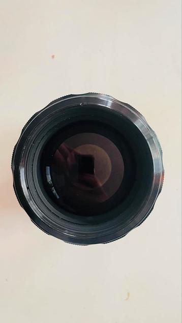 Nikkor Nikon lens 85mm 1.8 vintage retro