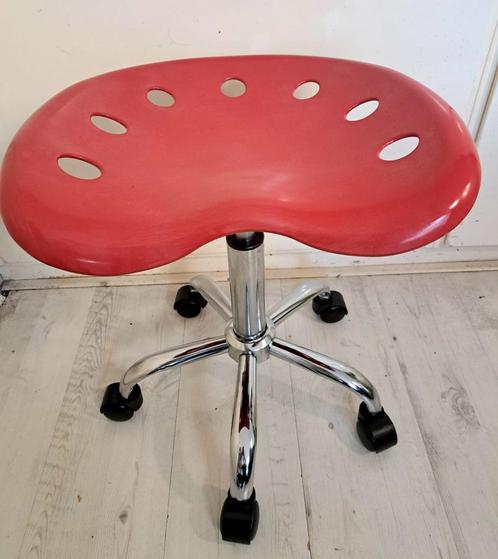 Modern office chair chroom krukje knipkruk  Moderne trendy, Huis en Inrichting, Bureaustoelen, Zo goed als nieuw, Zwart, Ophalen