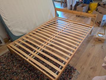 IKEA NEIDEN bedframe + LUROY lattenbodem (slatted base) - afbeelding 1 IKEA NEIDEN bedframe + LUROY lattenbodem (slatted base) - afbeelding 1
