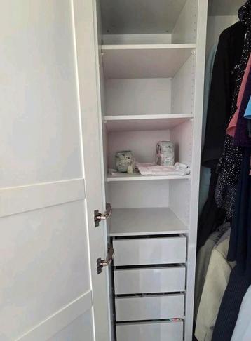 Witte Ikea pax kledingkast kast met hoekgedeelte en tyssedal - afbeelding 3 Witte Ikea pax kledingkast kast met hoekgedeelte en tyssedal - afbeelding 3