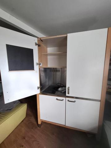 Gratis Ikea Värde Keukenblok - Zelf Demonteren! - afbeelding 2 Gratis Ikea Värde Keukenblok - Zelf Demonteren! - afbeelding 2