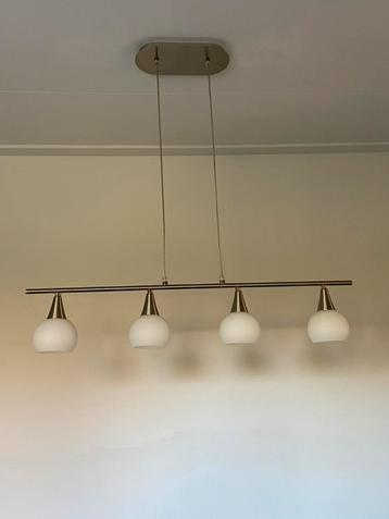 Te koop leuke lamp voor boven tafel