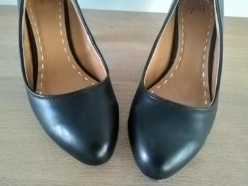 Lage zwarte pumps van Anne Field, maat 39