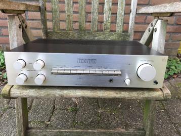 Luxman L-2 versterker €70