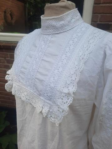 Laura Ashley blouse vintage 38 40 [L 42] wit broderie kant 