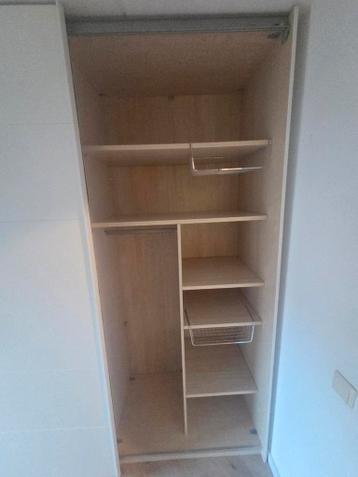 Witte IKEA PAX kast 200cm breed met schuifdeuren - afbeelding 3 Witte IKEA PAX kast 200cm breed met schuifdeuren - afbeelding 3