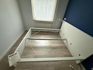 IKEA Malm Bed 180x200 met Hoofdbord - afbeelding 1 IKEA Malm Bed 180x200 met Hoofdbord - afbeelding 1