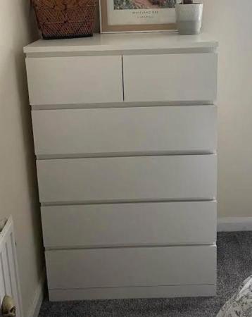 Gezocht ikea malm ladekast - afbeelding 2 Gezocht ikea malm ladekast - afbeelding 2