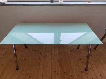 IKEA Galant Bureau met Glasplaat - afbeelding 1 IKEA Galant Bureau met Glasplaat - afbeelding 1