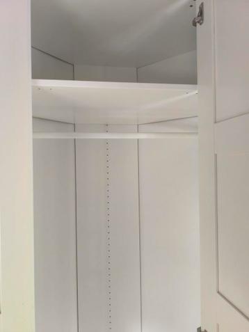 Hoekkledingkast Ikea Pax 236 cm hoog - afbeelding 6 Hoekkledingkast Ikea Pax 236 cm hoog - afbeelding 6