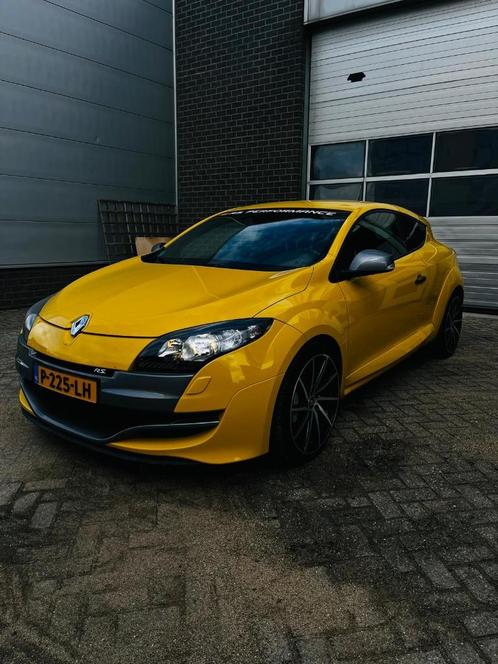 Renault Megane Coupe 2.0 RS 250pk | Brembo | History, Auto's, Renault, Bedrijf, Mégane, ABS, Airbags, Airconditioning, Bluetooth