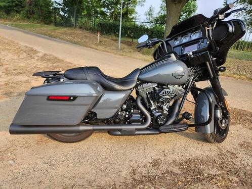 Harley Davidson Street Glide, model FLHXS Gunship Gray, Motoren, Motoren | Harley-Davidson, Particulier, Chopper, meer dan 35 kW